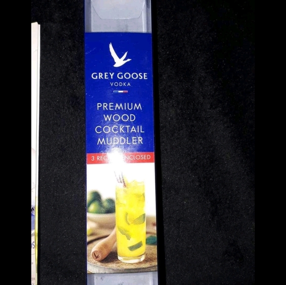 2 /25🇨🇦Grey Goose cocktail muddler - Picture 2 of 2